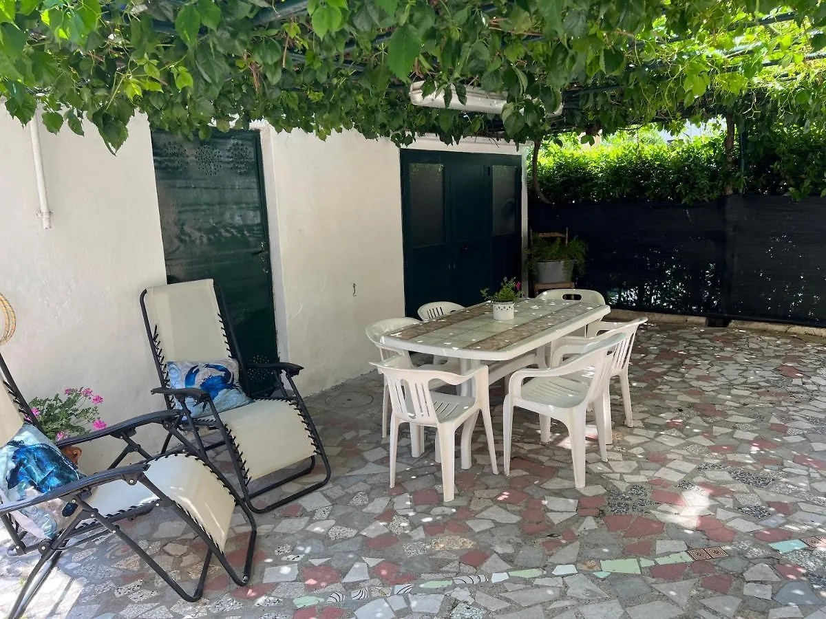 Apartment Casa Vanni Vada Italy
